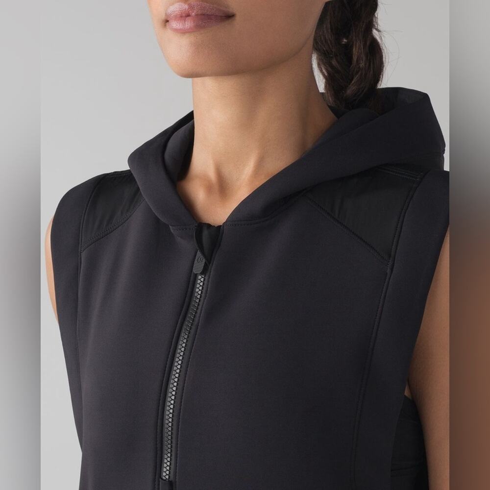 Lululemon Re-Form Vest Black Jacket Size 4 - Picture 7 of 8